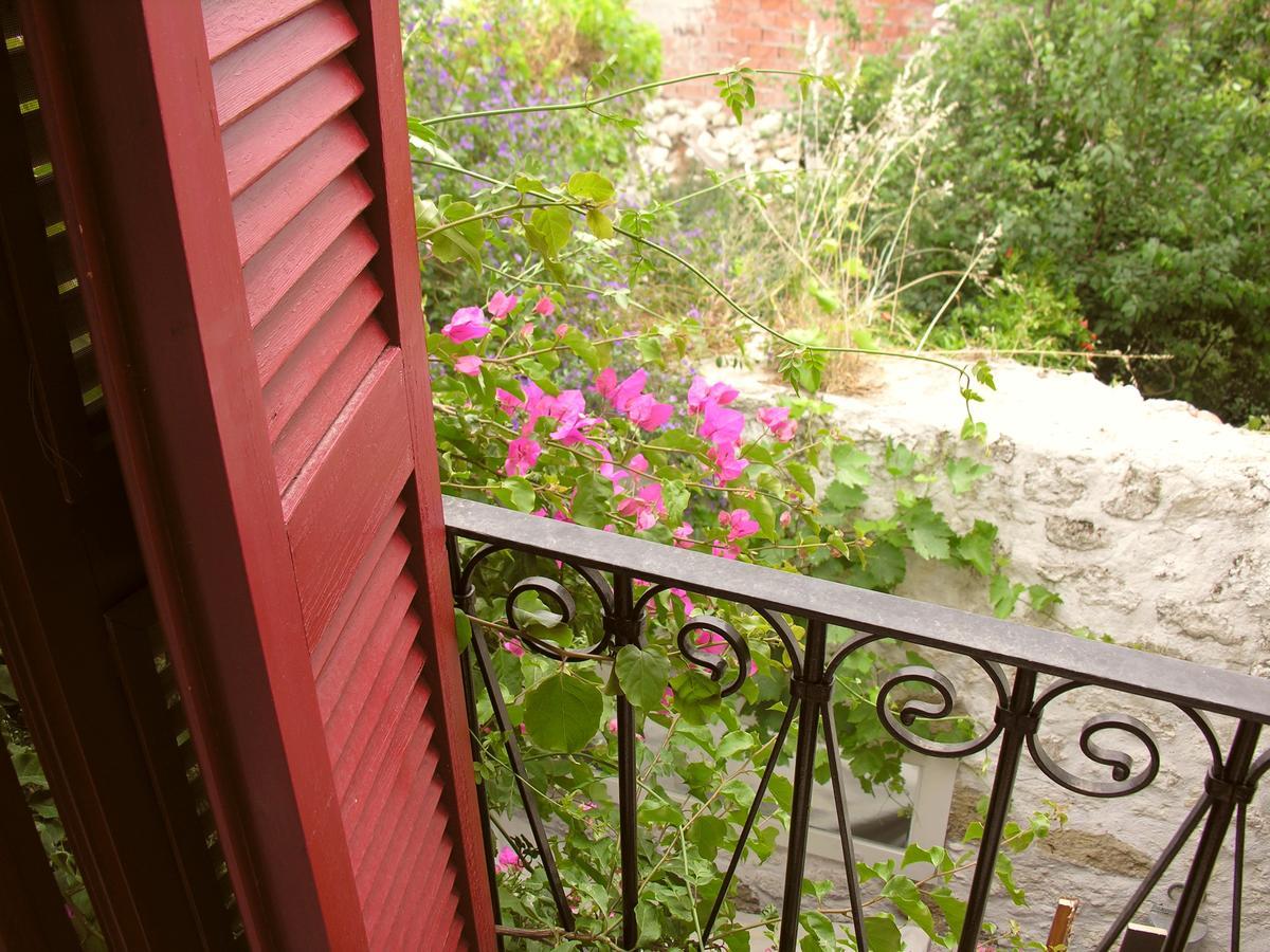 Salyangoz Bed & Breakfast อาเลอเจอติ ภายนอก รูปภาพ